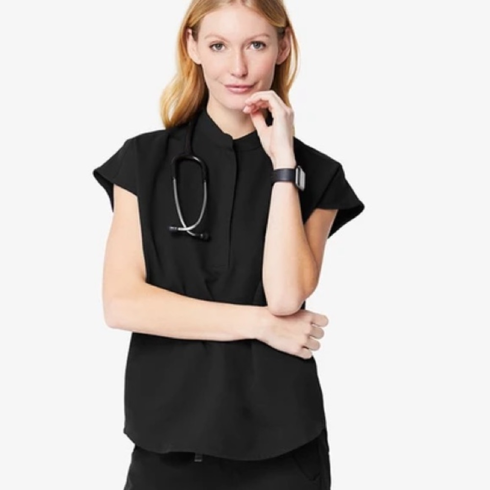 FIGS mandarin scrub collar top